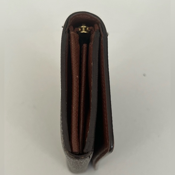 Louis Vuitton Monogram Wallet on Chain Crossbody – 10/10 Condition - Picture 4 of 9